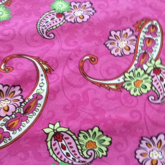 HandmadePaisley Apron. 27” x 24” bottomBeautiful - Picture 4 of 6